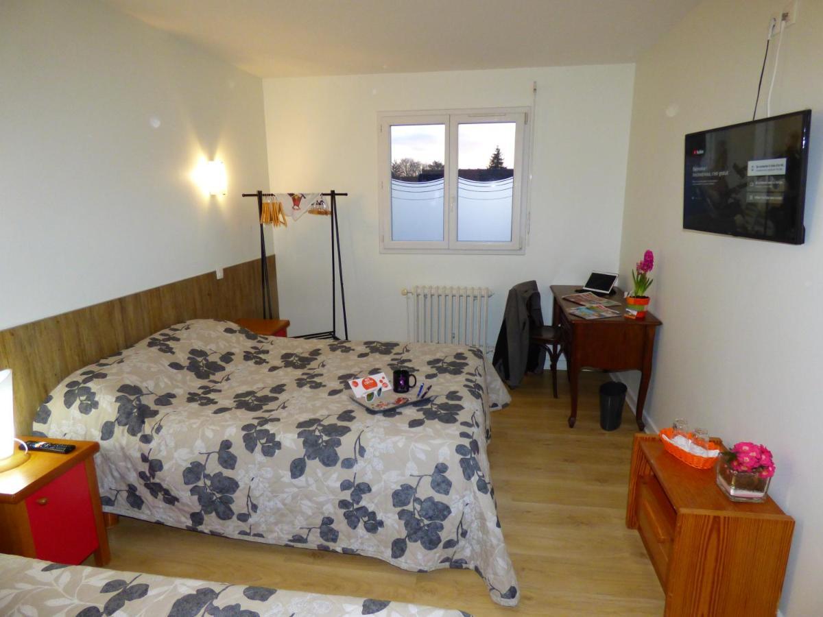 Des Avenieres Hotel *